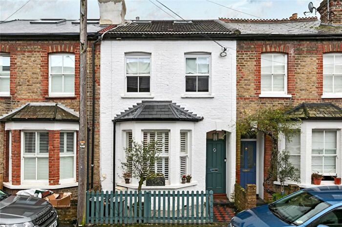 3 Bedroom Terraced House For Sale In Windsor Road, Kew, Surrey, TW9
