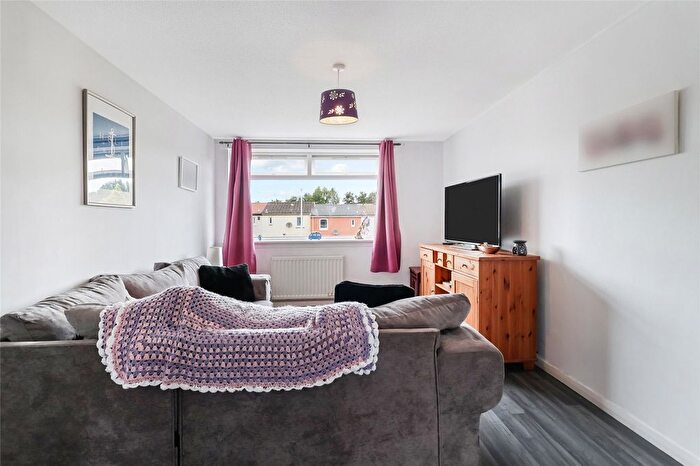 3 Bedroom Terraced House For Sale In Ravenswood Rise, Livingston, West Lothian, EH54