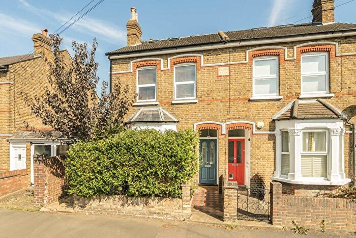 4 Bedroom Semi-Detached House To Rent In St. Georges Road, Feltham, TW13