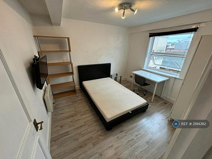 3 Bedroom Flat To Rent In Sillwood Street, Brighton, BN1