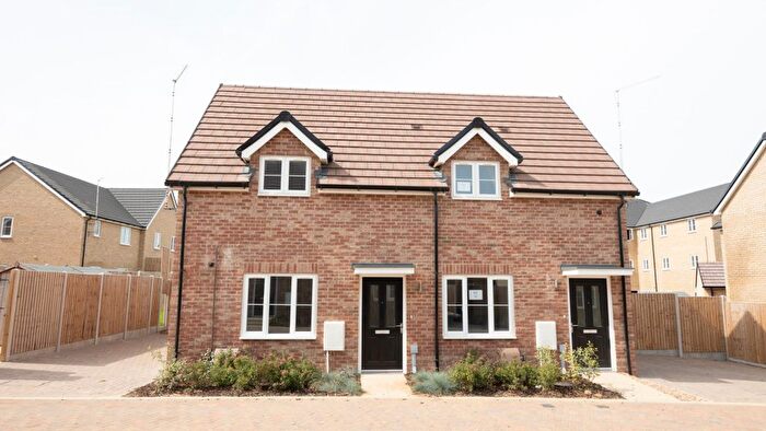 1 Bedroom Maisonette For Sale In Lychgate Lane, Houghton Regis, LU5