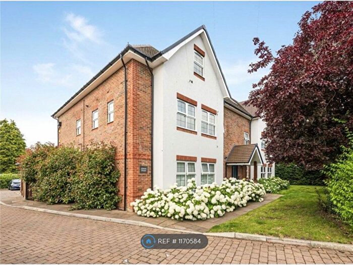 2 Bedroom Flat To Rent In Athena House, Purley, CR8