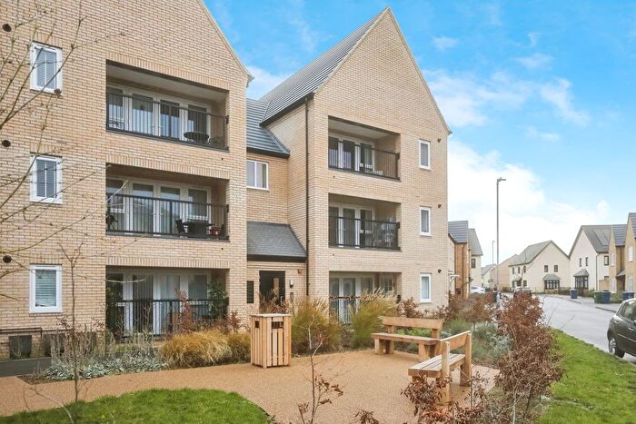 2 Bedroom Flat To Rent In Hill Drive, Cambridge, CB23