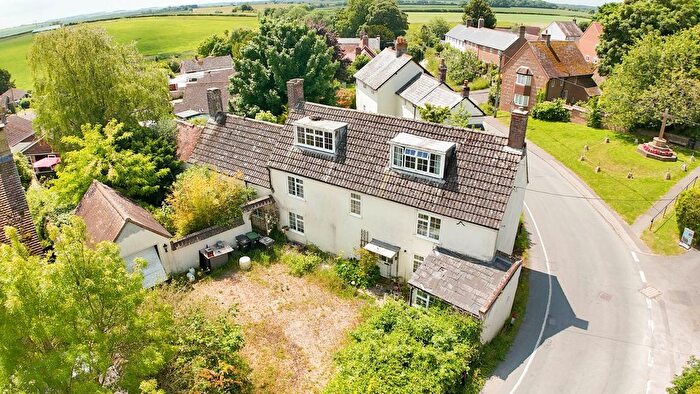 4 Bedroom Detached House For Sale In High Street, Sixpenny Handley, Salisbury, SP5