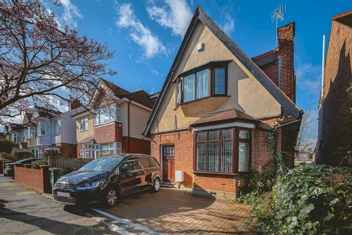 3 Bedroom Detached House To Rent In Bolton Road, Harrow, HA1