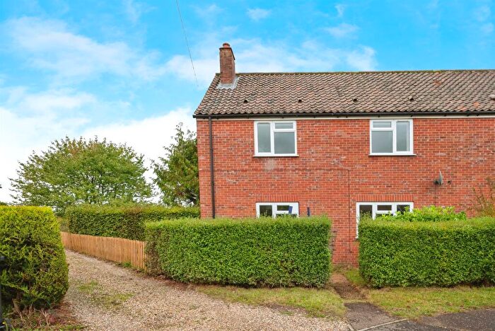 3 Bedroom Semi-Detached House For Sale In Lawrence Place, Foxley, Dereham, NR20