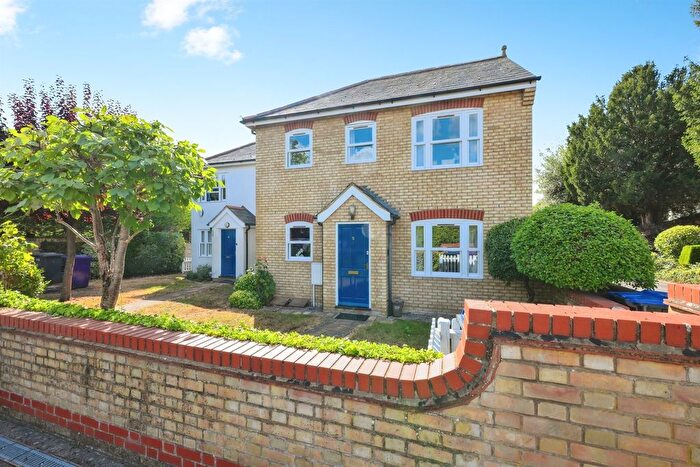 2 Bedroom Maisonette For Sale In Cardinals Gate, Royston, SG8