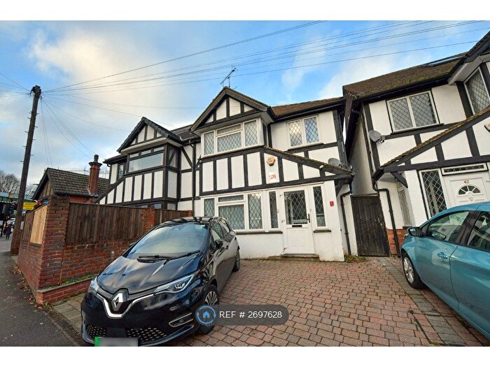 3 Bedroom Semi-Detached House To Rent In Station Road, Orpington, BR6