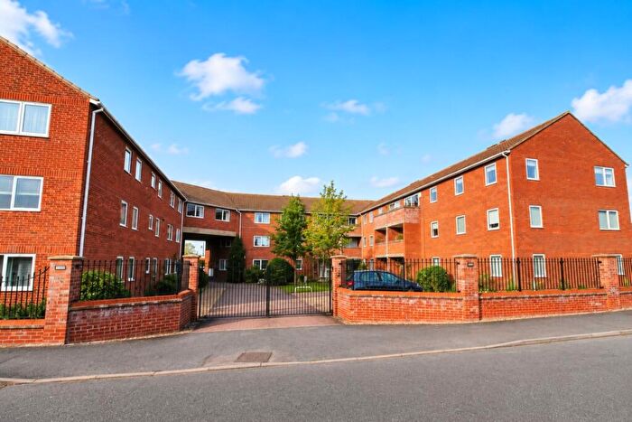 2 Bedroom Apartment To Rent In Fairlawns, Newmarket, Suffolk, CB8