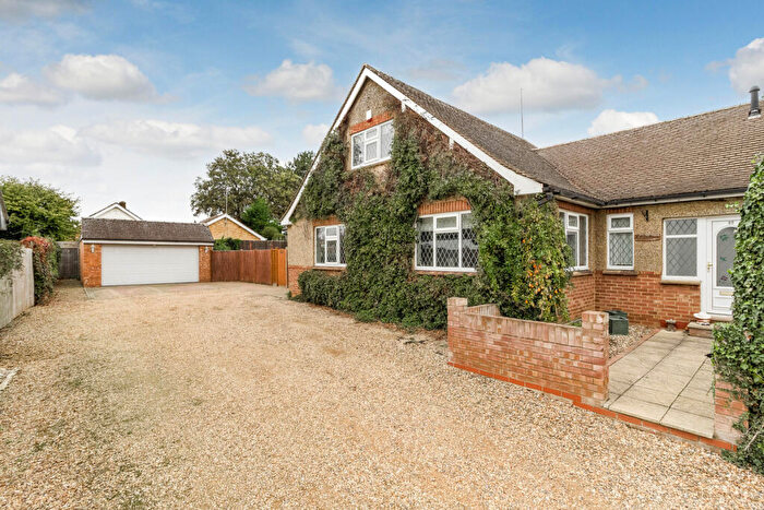 5 Bedroom Detached House For Sale In Green Lane, Northampton, NN4