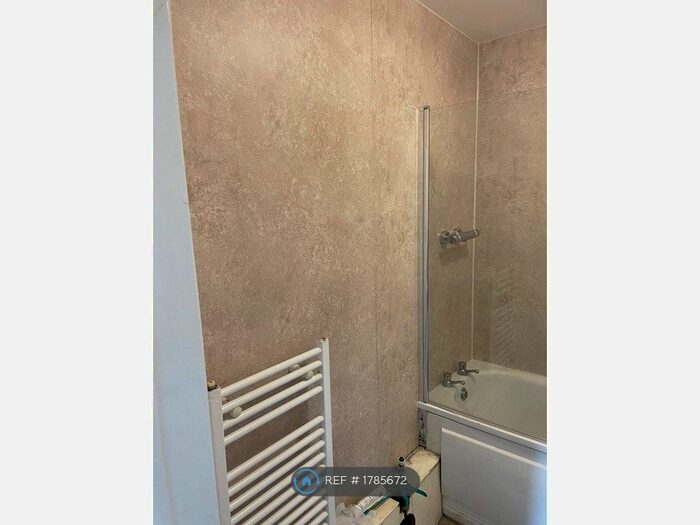 1 Bedroom Flat To Rent In High Street, Warboys, Huntingdon, PE28