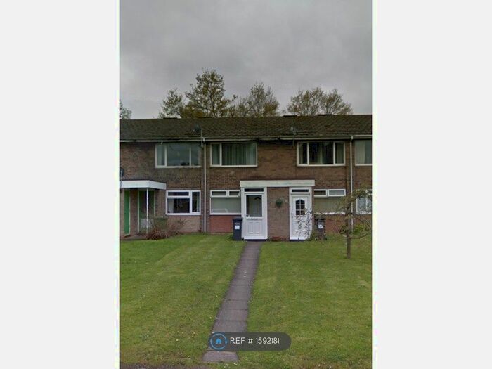2 Bedroom Maisonette To Rent In Draycote Close, Solihull, B92