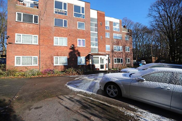 2 Bedroom Flat For Sale In Bury New Road, Salford, M7