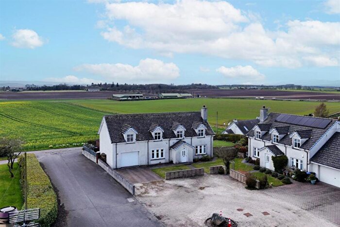 5 Bedroom Detached House For Sale In Townhead Courtyard, Balbeggie, Perth, PH2