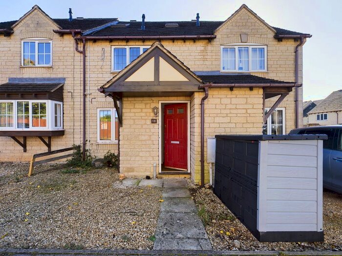 3 Bedroom Terraced House To Rent In Gardiner Close, Bussage, Stroud, GL6