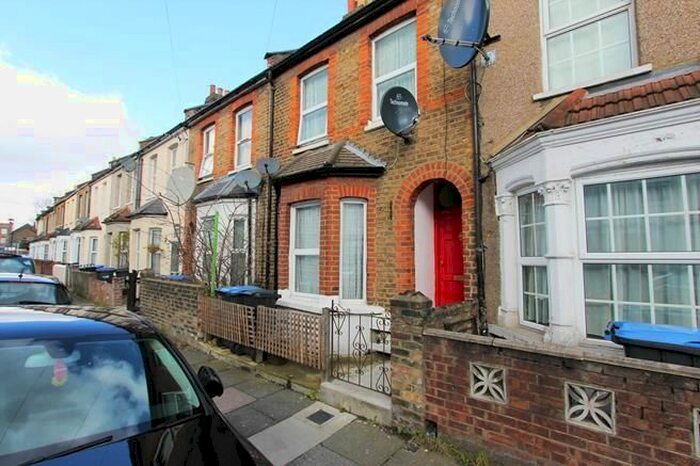 3 Bedroom Terraced House To Rent In Garfield Road, Enfield, EN3