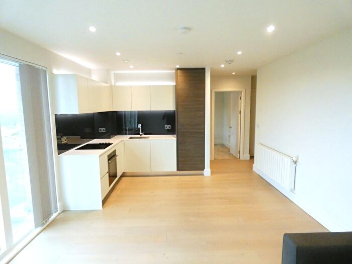 1 Bedroom Flat To Rent In Cottam House, Kidbrooke Park Road, Kidbrooke, SE3