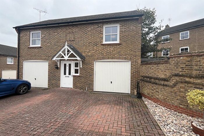 1 Bedroom Apartment To Rent In Sherfield-on-Loddon, RG27