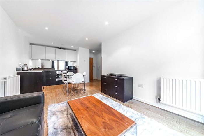 1 Bedroom Flat For Sale In Bath House, Barking, Essex, IG11
