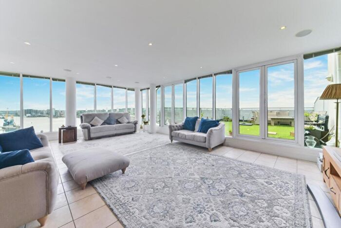 4 Bedroom Apartment For Sale In Wards Wharf Approach, Royal Wharf, E16