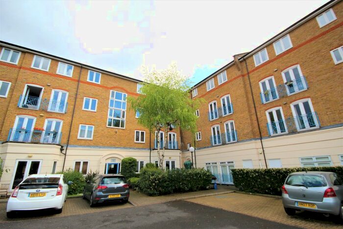 2 Bedroom Flat To Rent In Cheshire Street, Shoreditch E2