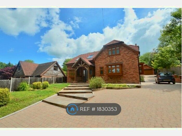 5 Bedroom Detached House To Rent In Rhododendron Avenue, Meopham, Gravesend, DA13