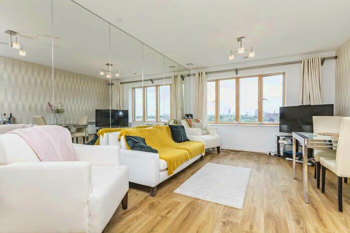 2 Bedroom Flat To Rent In Drayton Green Road, London, W13