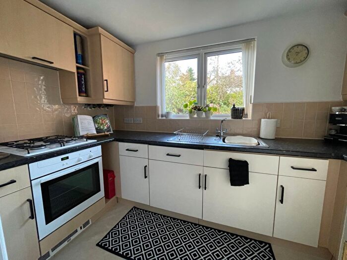 2 Bedroom Flat For Sale In Darran House, Golden Mile View, Newport, NP20