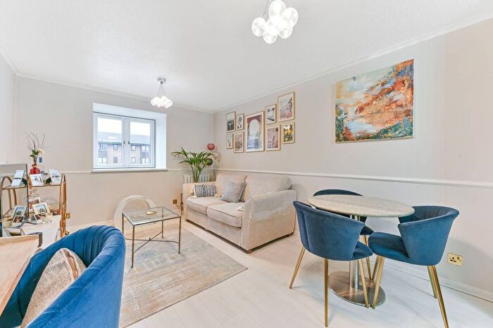 1 Bedroom Flat For Sale In Selhurst Road, South Norwood, London, SE25