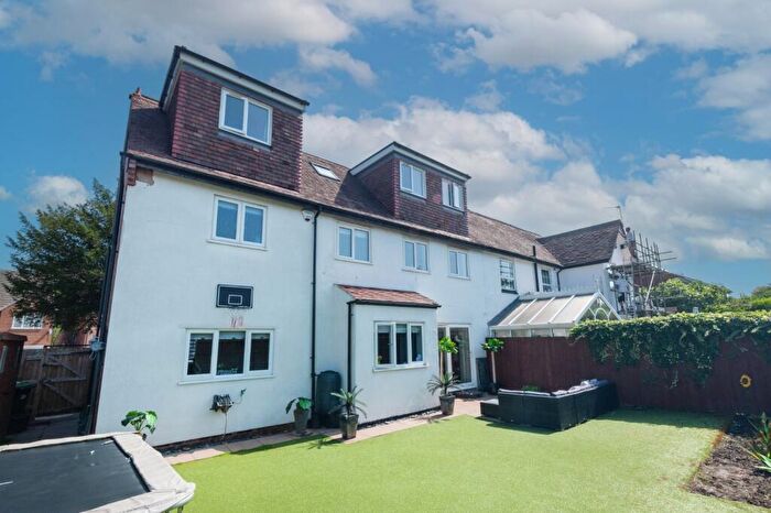 6 Bedroom Semi-Detached House For Sale In Longmore Road, Shirley, Solihull, West Midlands, B90