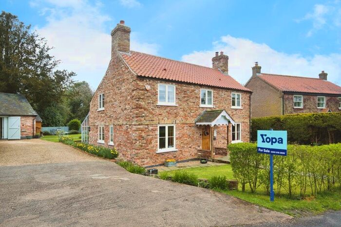 3 Bedroom Detached House For Sale In Moat Lane, Old Bolingbroke, PE23