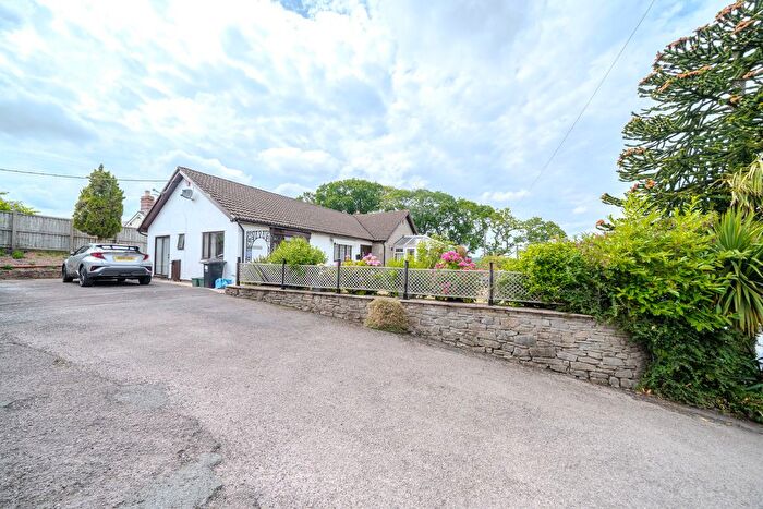 3 Bedroom Detached Bungalow For Sale In High Street, Lydney, GL15