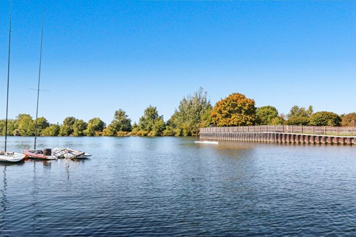 2 Bedroom Apartment To Rent In Grove Road, Surbiton, KT6