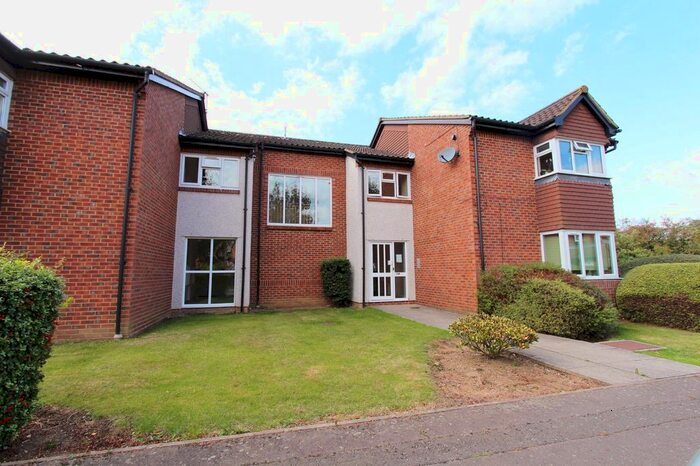 Studio To Rent In Rabournmead Drive, Northolt, Middlesex, UB5