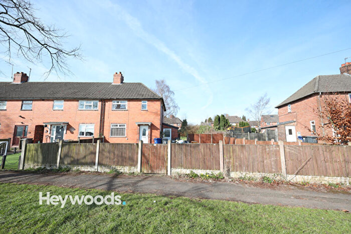 3 Bedroom Semi-Detached House To Rent In Kentmere Place, Clayton, Newcastle-under-Lyme, ST5