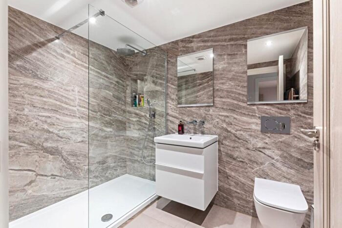 3 Bedroom Flat For Sale In Chasewood Park, Sudbury Hill, Harrow, HA1
