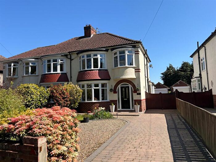 3 Bedroom Semi Detached House For Sale In Carmel Road North, Darlington, DL3