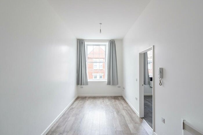 1 Bedroom Flat For Sale In Griffon House, East Street, Bedminster, BS3
