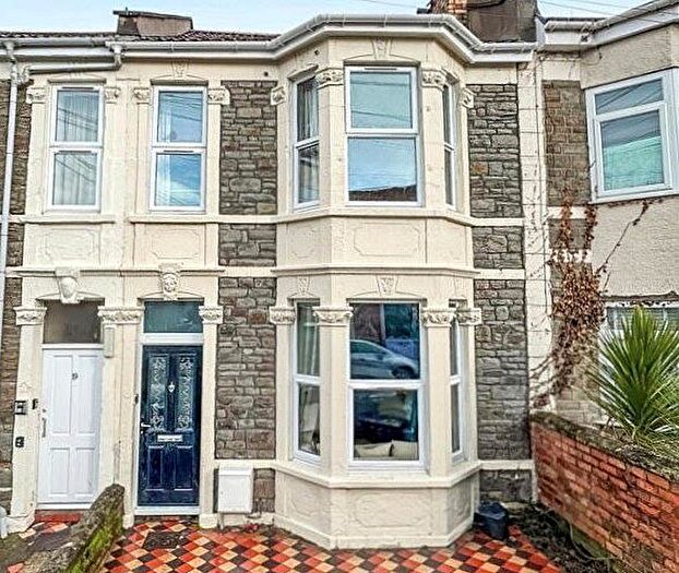 3 Bedroom Terraced House For Sale In Robertson Road, Greenbank, Bristol, BS5