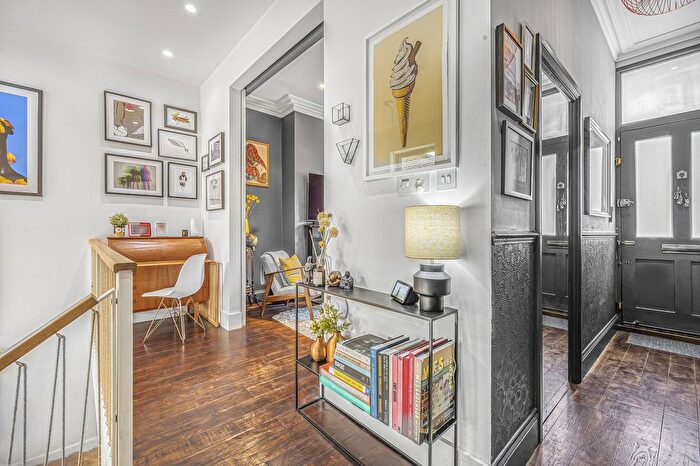 4 Bedroom Terraced House For Sale In Ivanhoe Road, London, SE5
