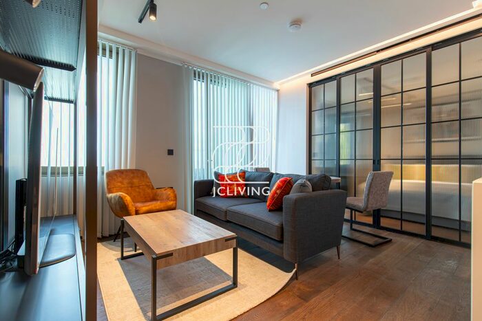 1 Bedroom Flat To Rent In The Stage, Hewett St London, EC2A