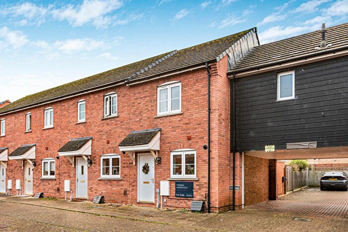 2 Bedroom End Terrace House For Sale In Hawthorn Place, Didcot, OX11