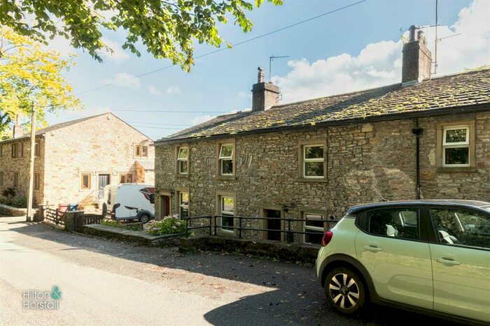 2 Bedroom Cottage To Rent In Bank Hall Cottage, Sawley, Lancashire, BB7