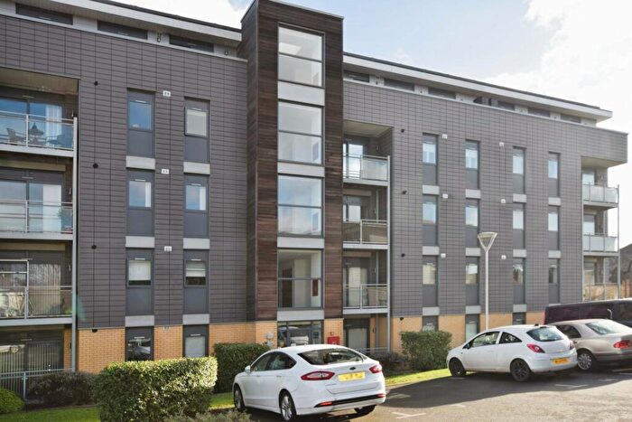 2 Bedroom Flat To Rent In Newsom Place, St Peters Road, St Albans, AL1