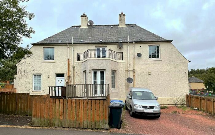 2 Bedroom Flat For Sale In Lampits Road, West End, ML11