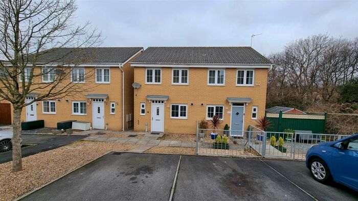 2 Bedroom Semi-Detached House To Rent In Clos Tyn Y Coed, Sarn, Bridgend CF32