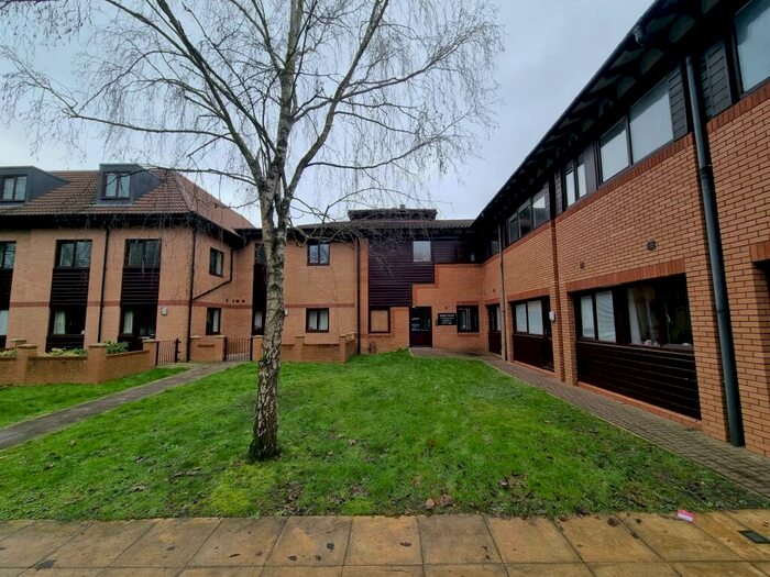 1 Bedroom Apartment To Rent In Wickham Road, Fareham, PO16