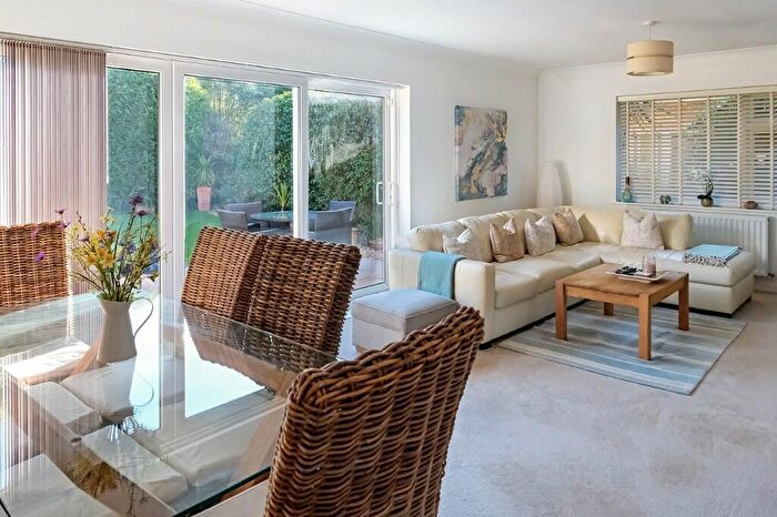 4 Bedroom Detached House For Sale In Regis Avenue, Aldwick Bay Estate, Aldwick, West Sussex, PO21