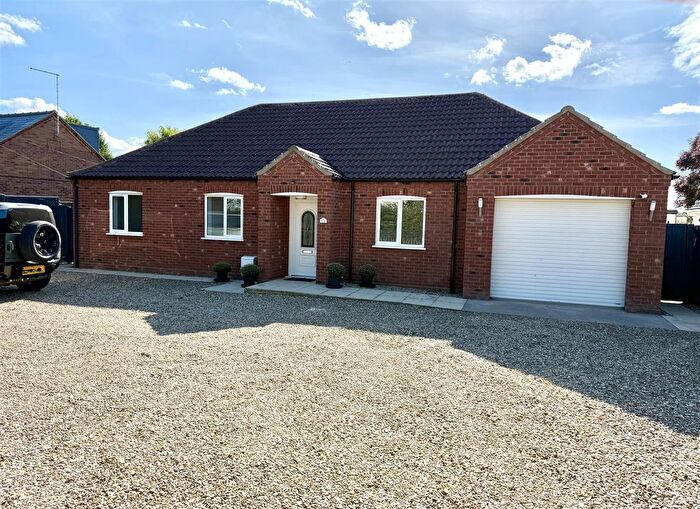 3 Bedroom Detached Bungalow For Sale In Moulton Chapel Road, Moulton Chapel, Spalding, PE12