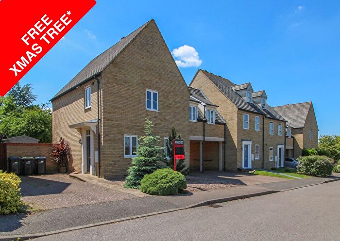 4 Bedroom Link Detached House To Rent In Brooke Grove, Ely, CB6